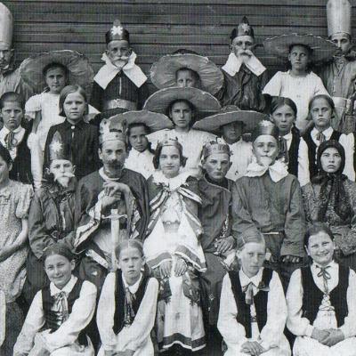 Po Vaidinimo Su Vikaru Jpnu Babiliumi XX A. 4 Desimtmetis